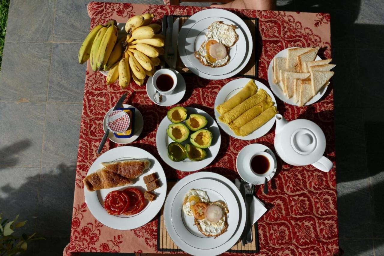 Hidden Lake Cottages 시기리야 외부 사진
